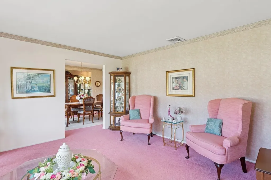 16 Prince Charming Road Nesconset NY 11767