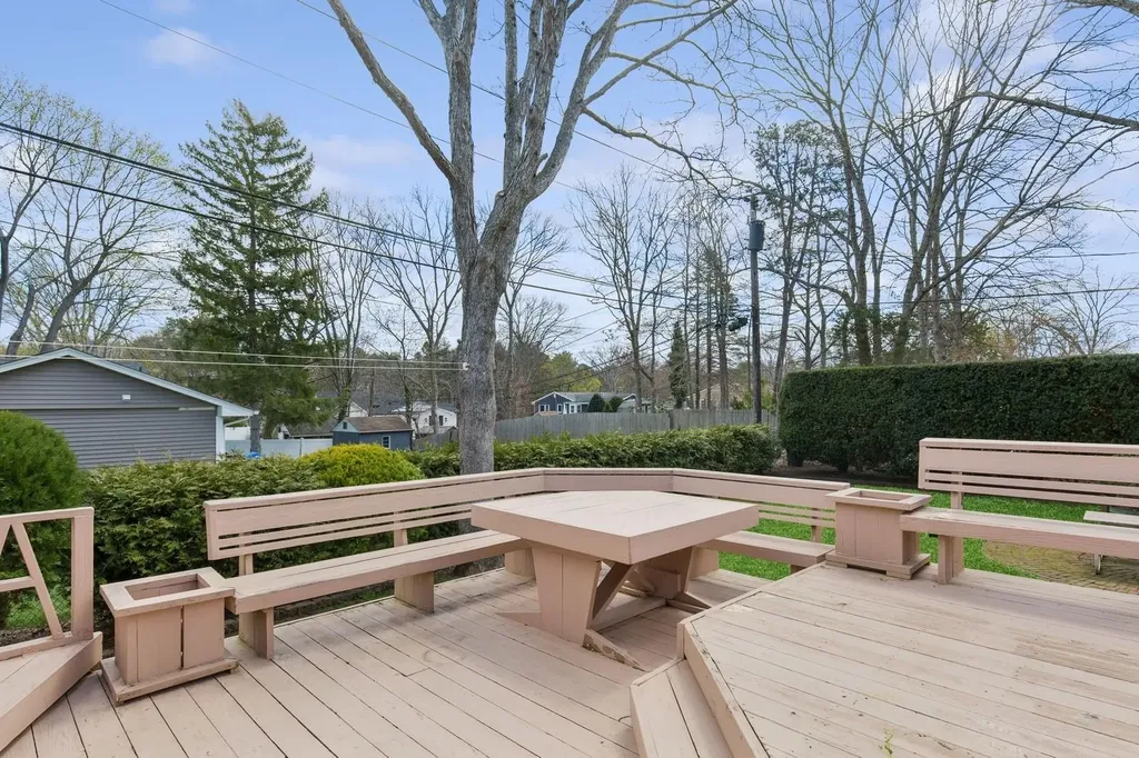 16 Prince Charming Road Nesconset NY 11767