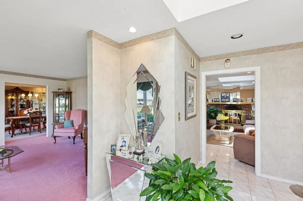 16 Prince Charming Road Nesconset NY 11767