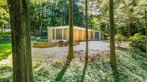 319 Pound Ridge Road Bedford NY 10506