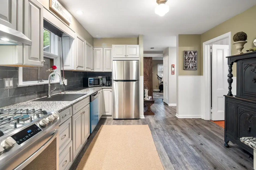 25 Brookville Avenue Ossining NY 10562