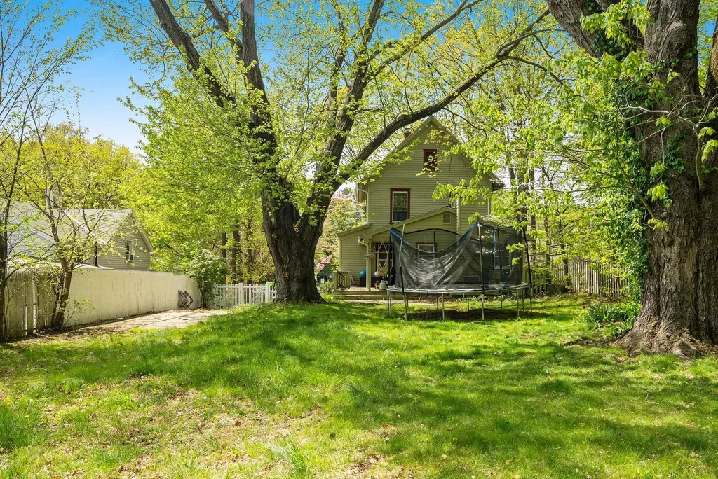 25 Brookville Avenue Ossining NY 10562