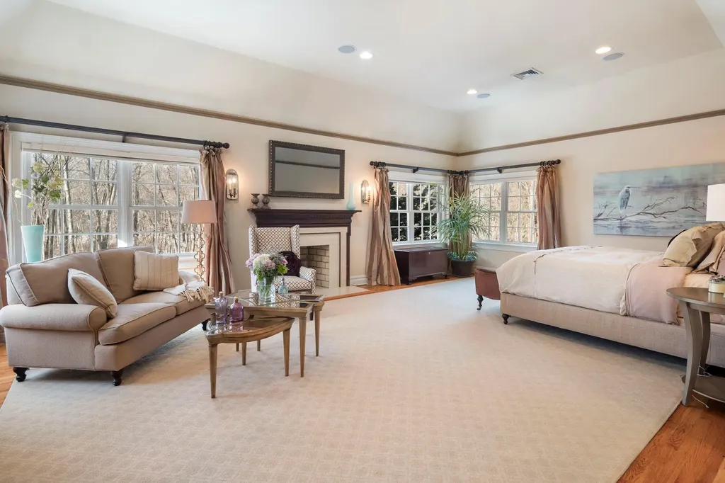 103 Stone Bridge Lane Bedford Hills NY 10507