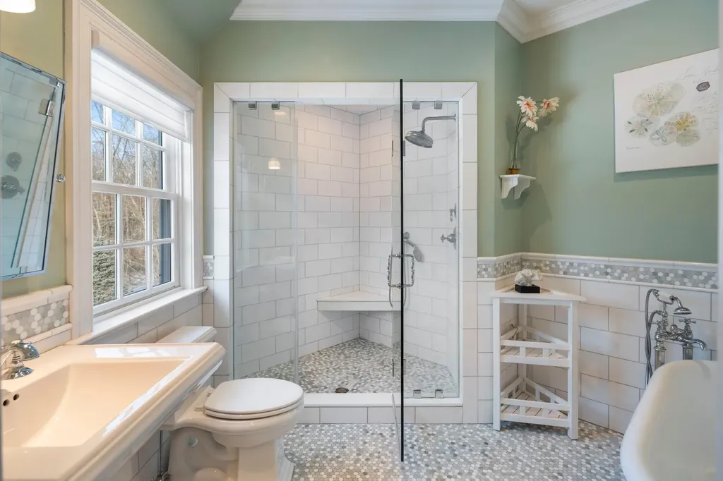 103 Stone Bridge Lane Bedford Hills NY 10507