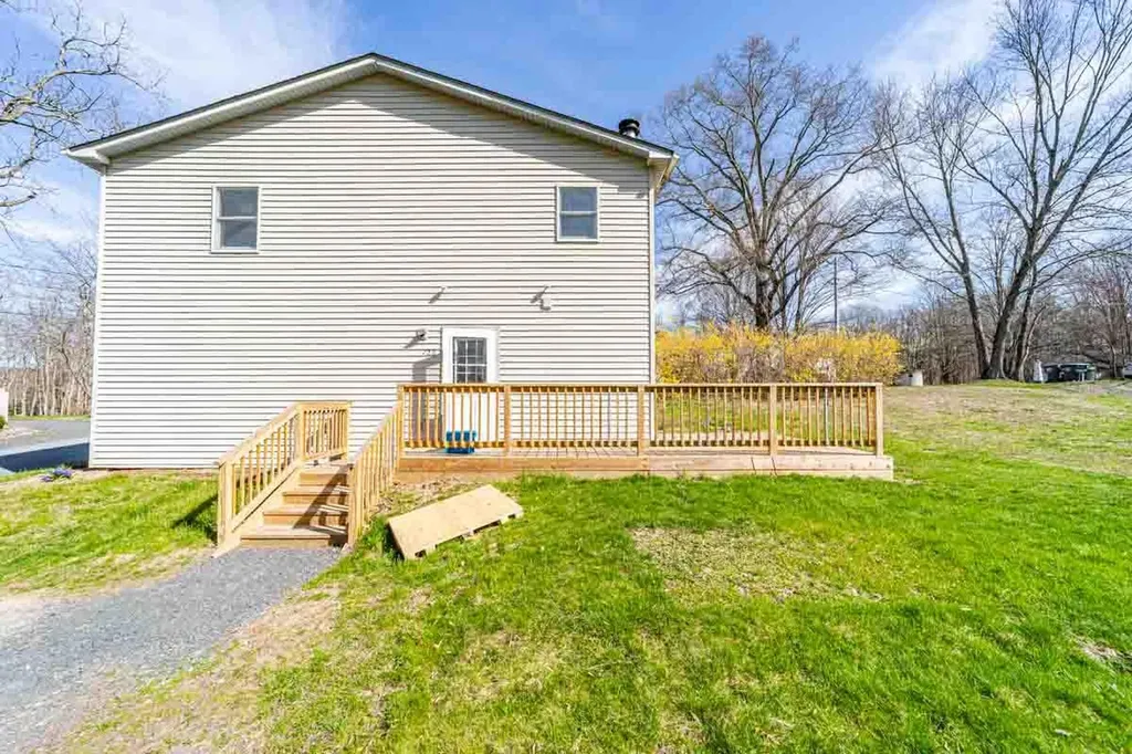 122 Red Top Road Wallkill NY 12589