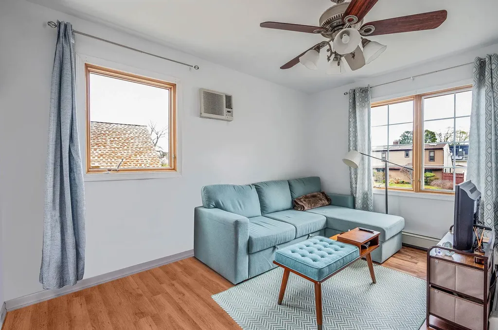 9 Prentice Road Levittown NY 11756
