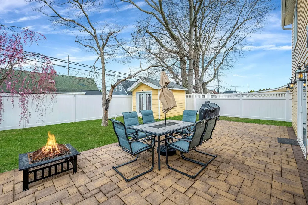 9 Prentice Road Levittown NY 11756