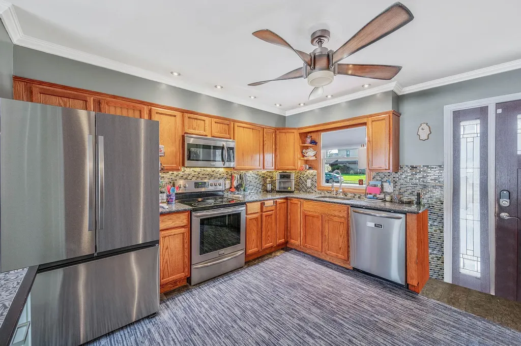 9 Prentice Road Levittown NY 11756