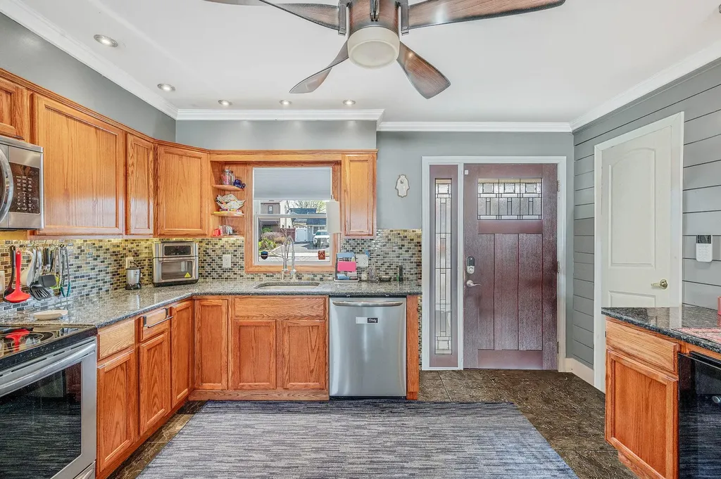 9 Prentice Road Levittown NY 11756