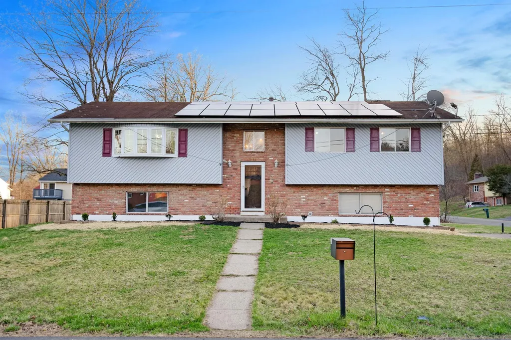 21 Standish Avenue Middletown NY 10940