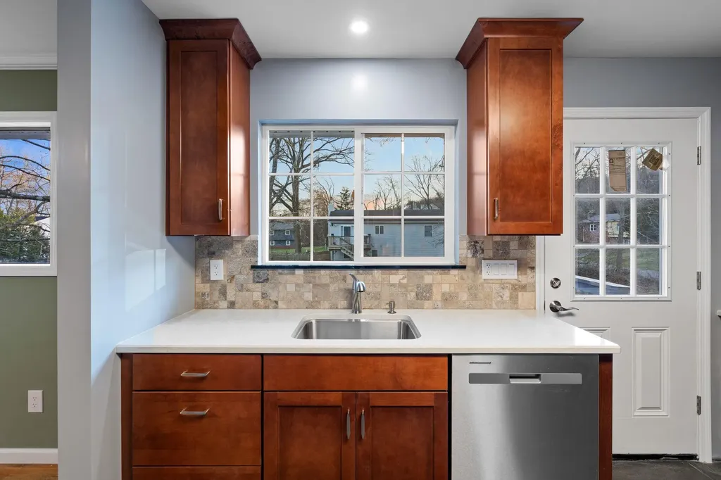 21 Standish Avenue Middletown NY 10940