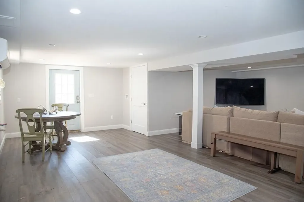 19 Evergreen Lane Pearl River NY 10965