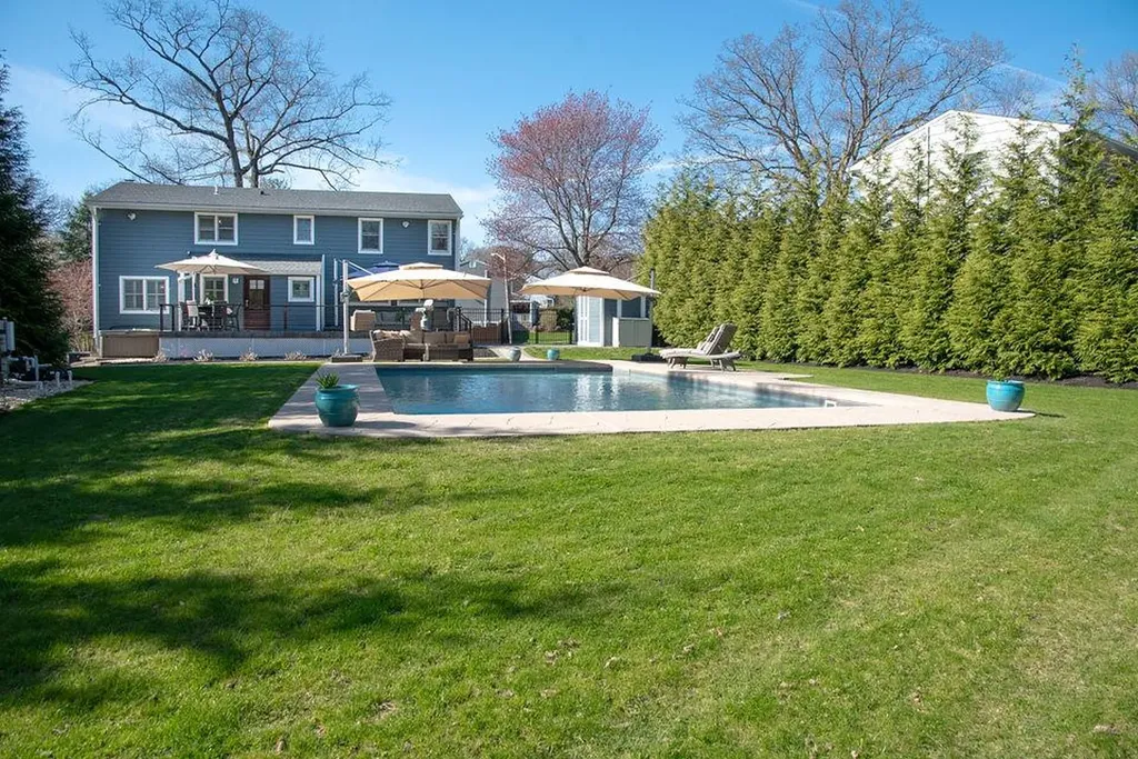 19 Evergreen Lane Pearl River NY 10965