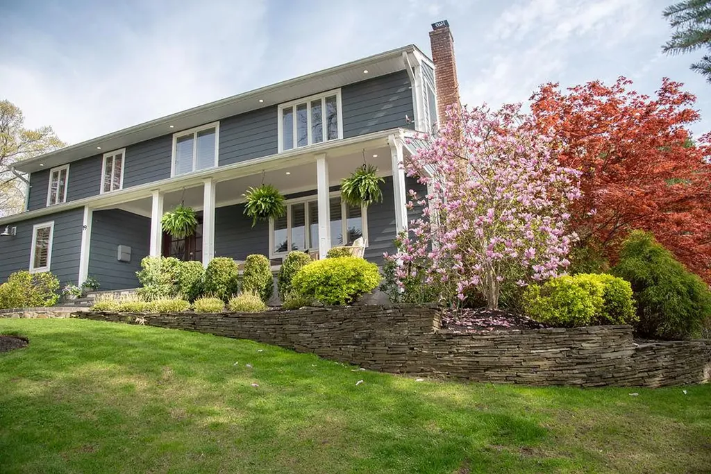 19 Evergreen Lane Pearl River NY 10965
