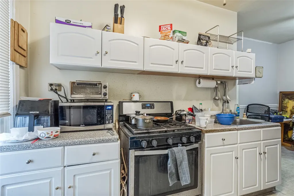 1816 21st Drive Astoria NY 11105