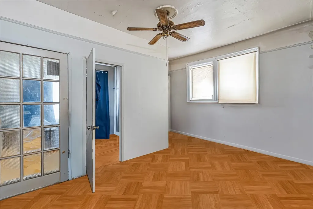1816 21st Drive Astoria NY 11105