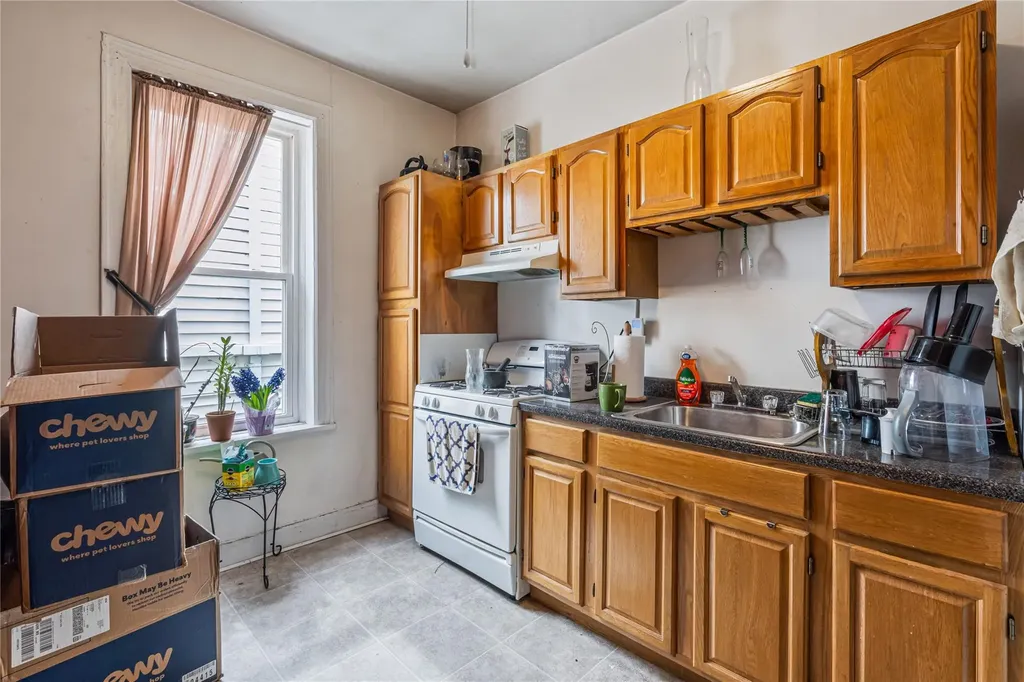 1816 21st Drive Astoria NY 11105