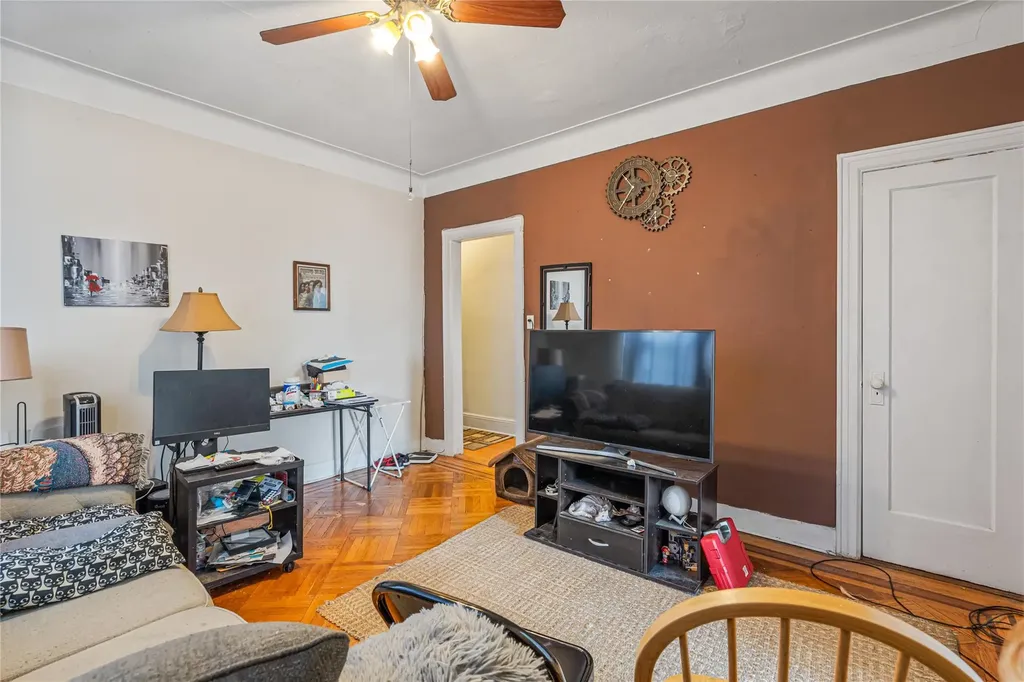 1816 21st Drive Astoria NY 11105