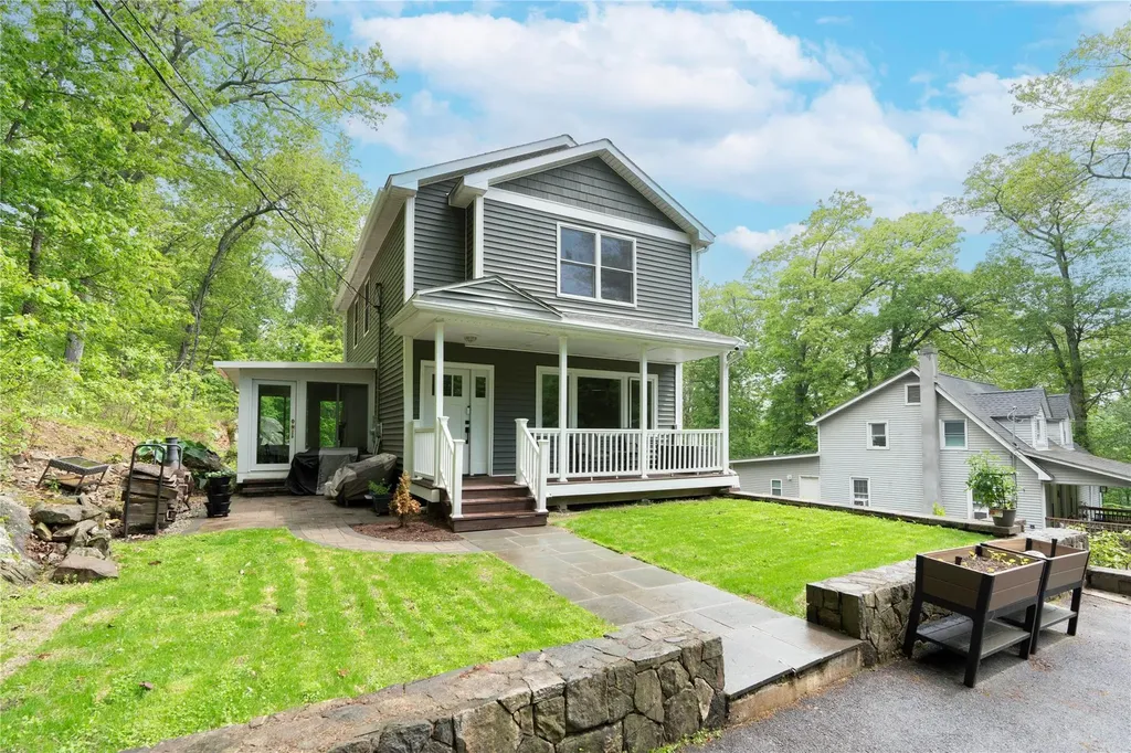 69 Taylor Road Patterson NY 12563