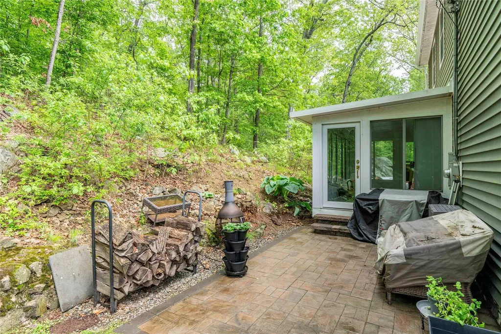 69 Taylor Road Patterson NY 12563