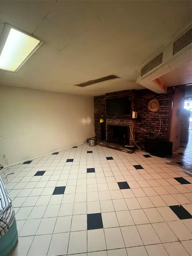 1282 Edison Avenue Bronx NY 10461