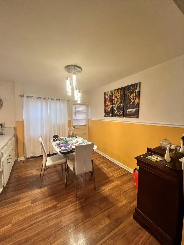 1282 Edison Avenue Bronx NY 10461