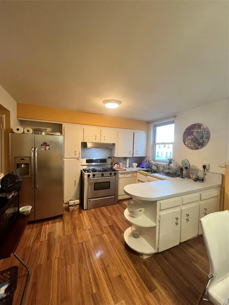 1282 Edison Avenue Bronx NY 10461