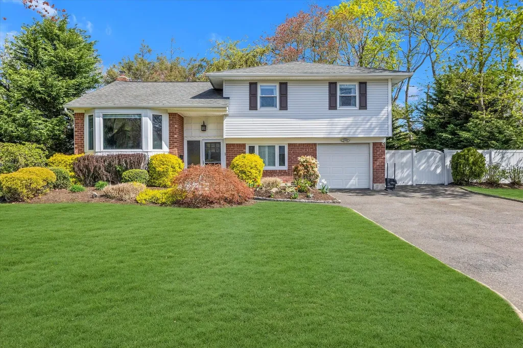 1 Earl Gate Melville NY 11747