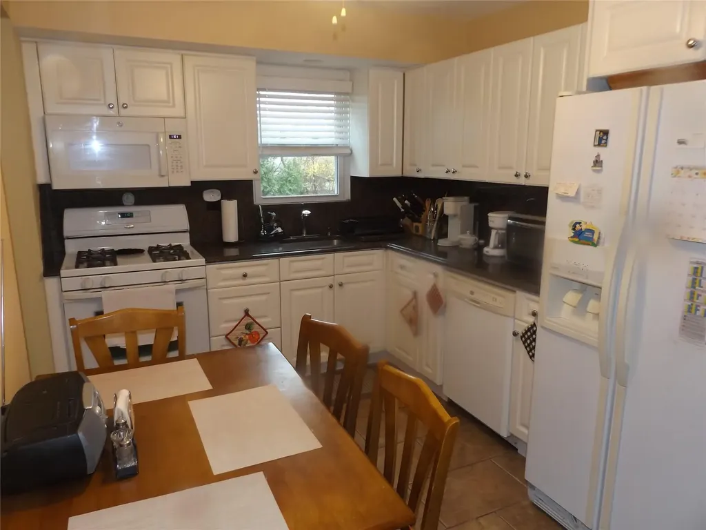 9 Balboa Drive Kings Park NY 11754