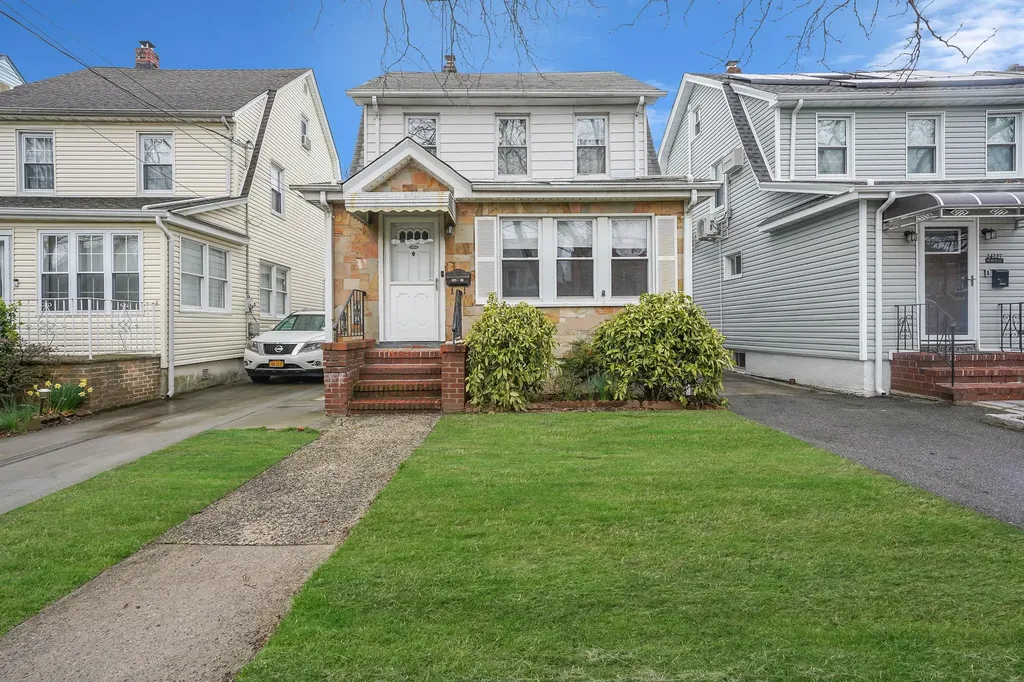 24223 90th Avenue Bellerose NY 11426