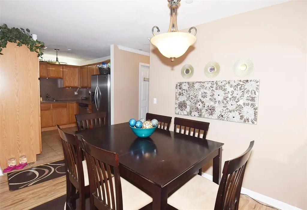 268 Medea Way Central Islip NY 11722