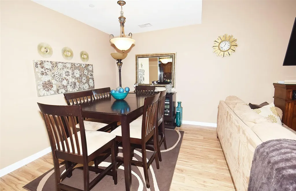 268 Medea Way Central Islip NY 11722