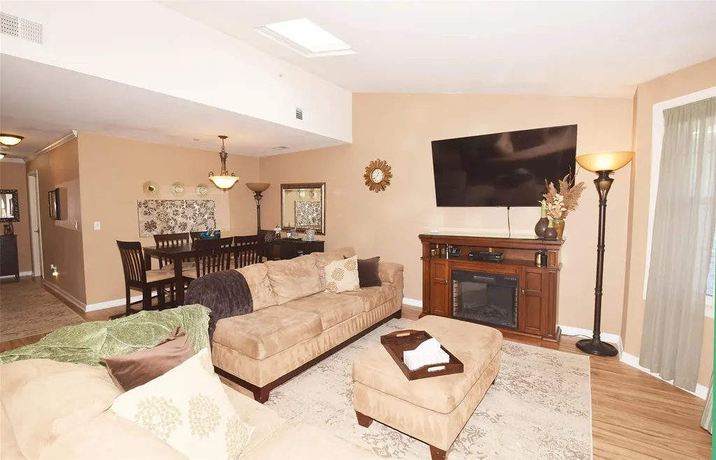 268 Medea Way Central Islip NY 11722