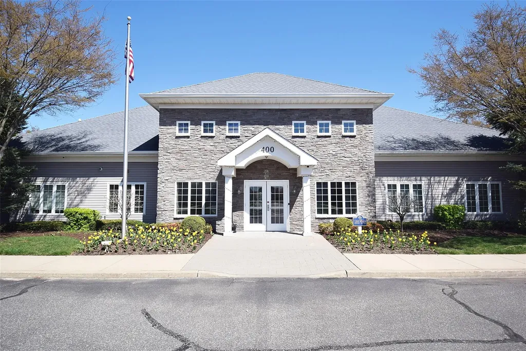 268 Medea Way Central Islip NY 11722