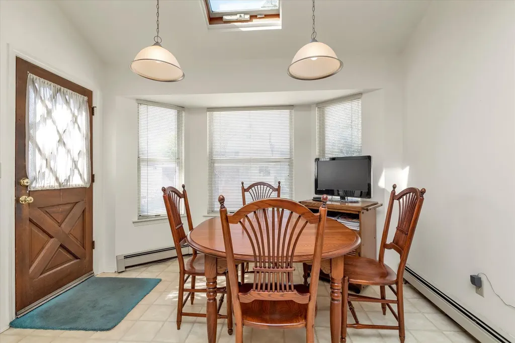 7 Sunset Avenue Lynbrook NY 11563