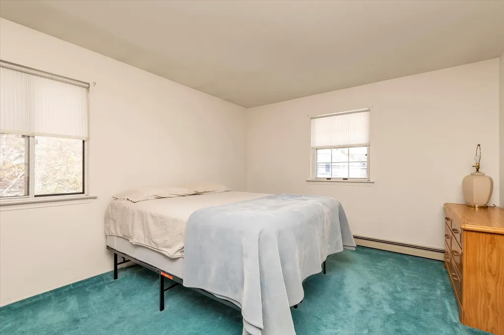 7 Sunset Avenue Lynbrook NY 11563
