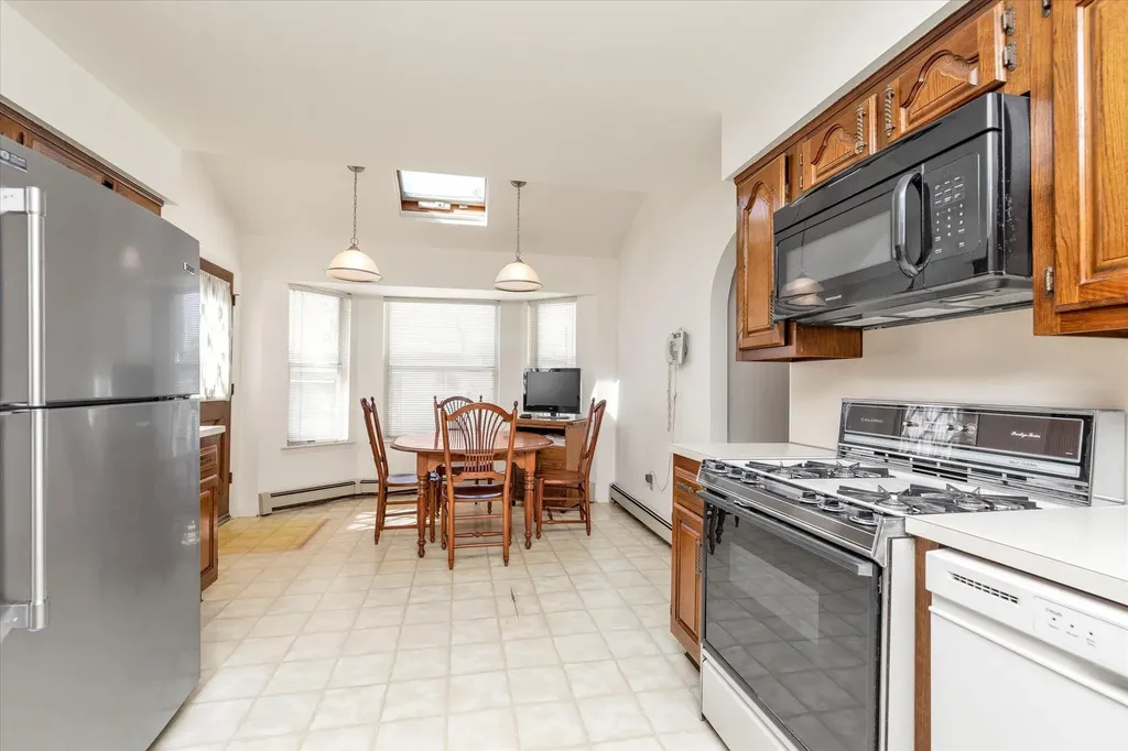 7 Sunset Avenue Lynbrook NY 11563