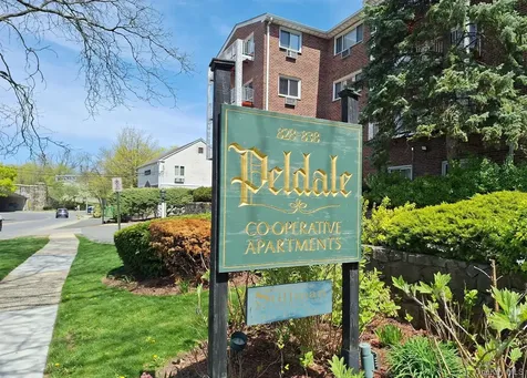 838 Pelhamdale Avenue New Rochelle NY 10801