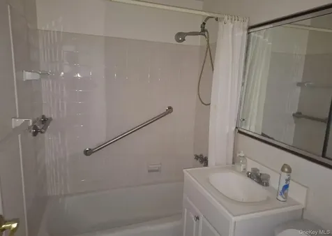 838 Pelhamdale Avenue New Rochelle NY 10801