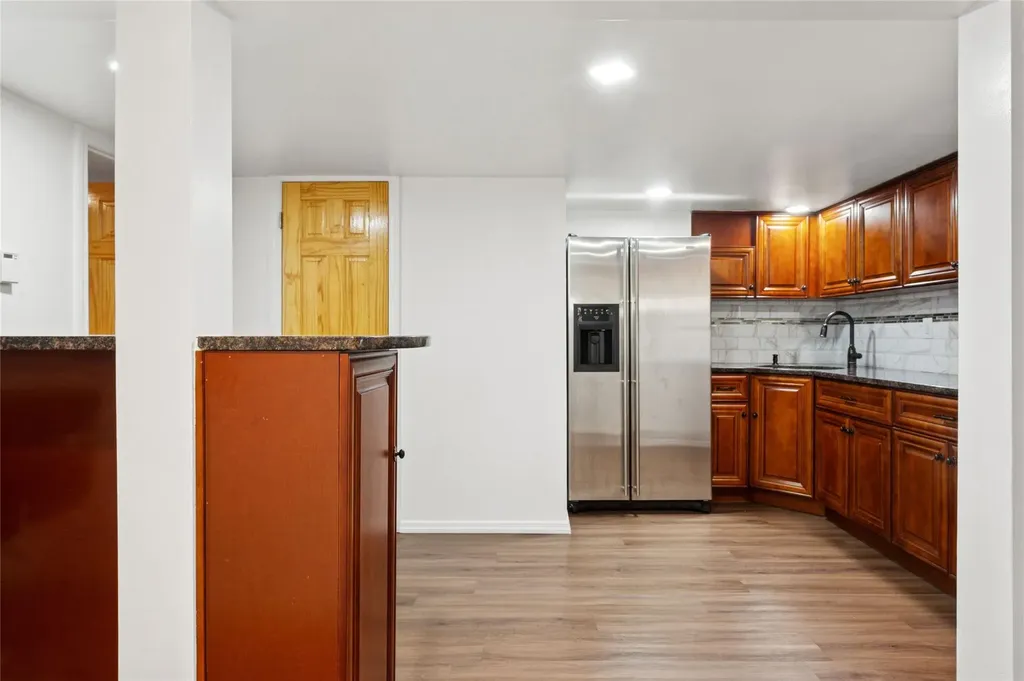 1663 John Street Merrick NY 11566