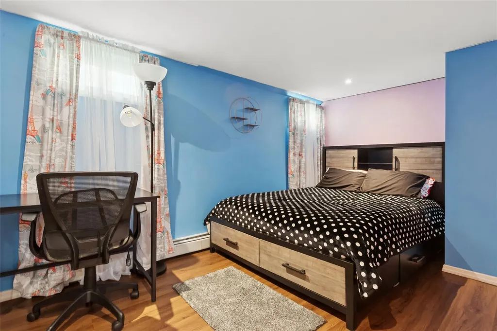 1663 John Street Merrick NY 11566