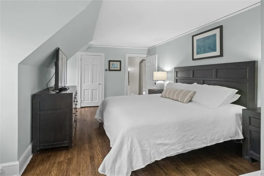38 Reynal Road White Plains NY 10605