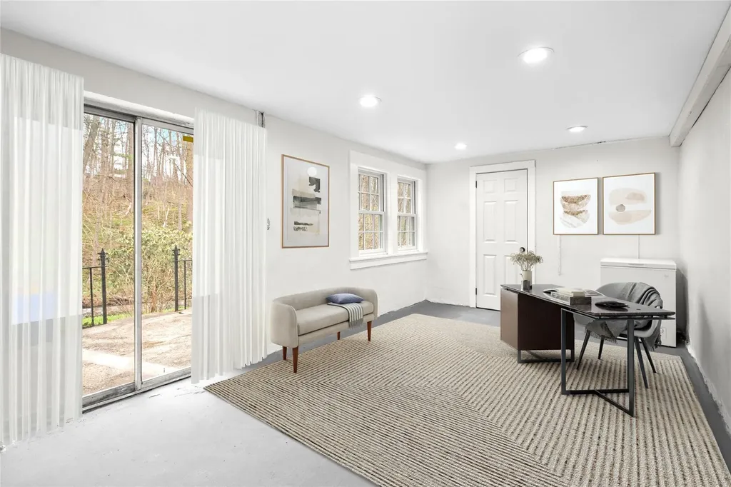 38 Reynal Road White Plains NY 10605