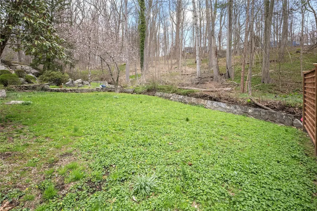 38 Reynal Road White Plains NY 10605