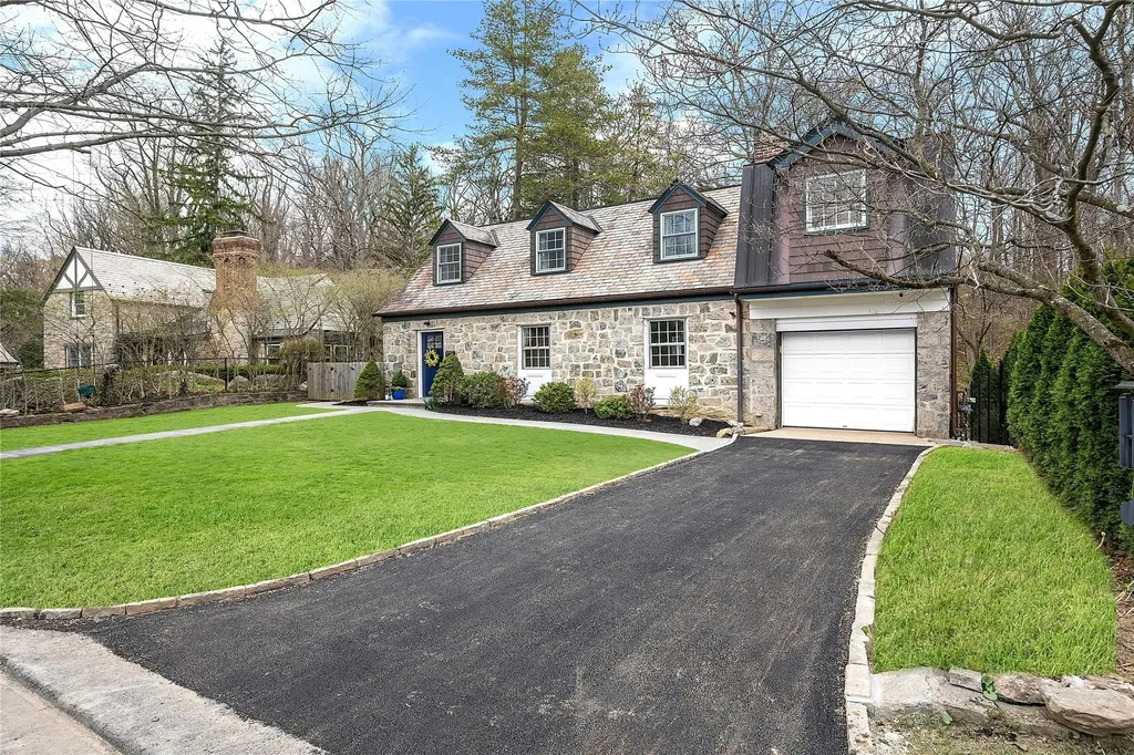 38 Reynal Road White Plains NY 10605