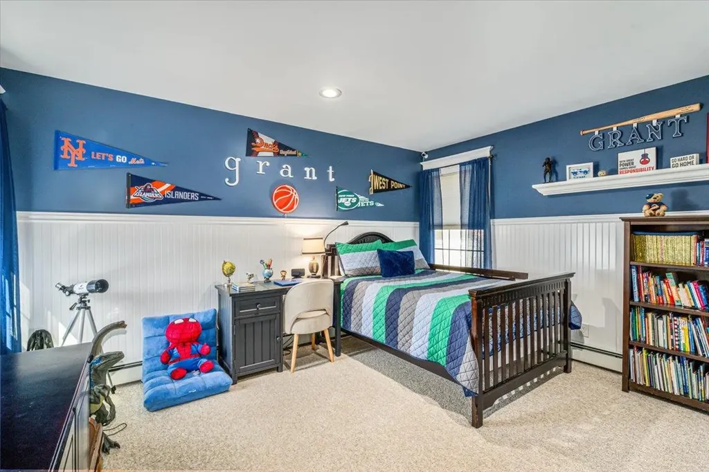486 Grenadon Lane North Babylon NY 11703