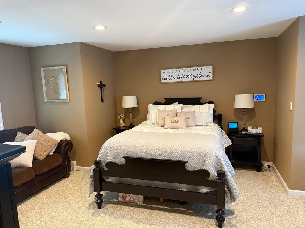 486 Grenadon Lane North Babylon NY 11703