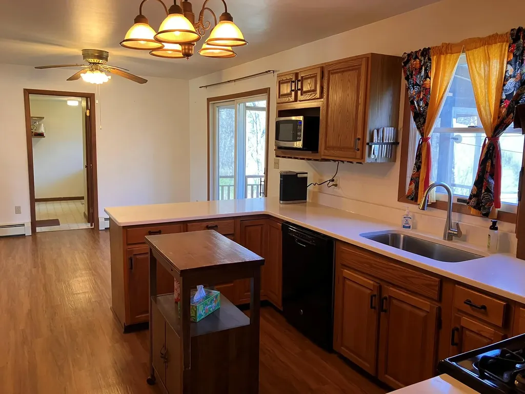 218 Roosevelt Road Hyde Park NY 12538