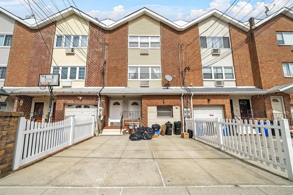 270 Robinson Avenue Bronx NY 10465