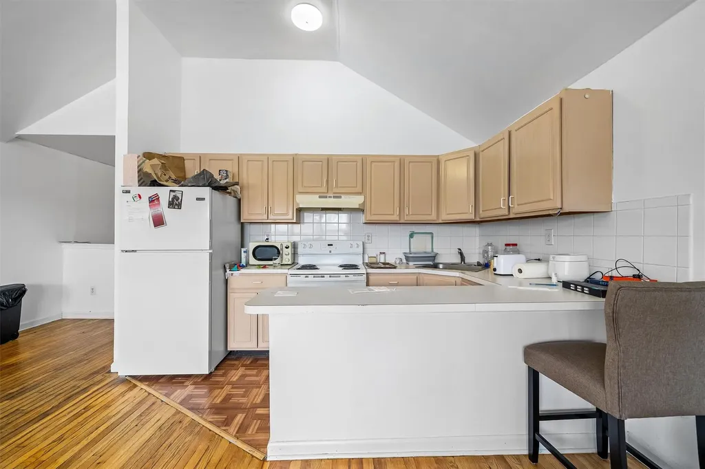 270 Robinson Avenue Bronx NY 10465